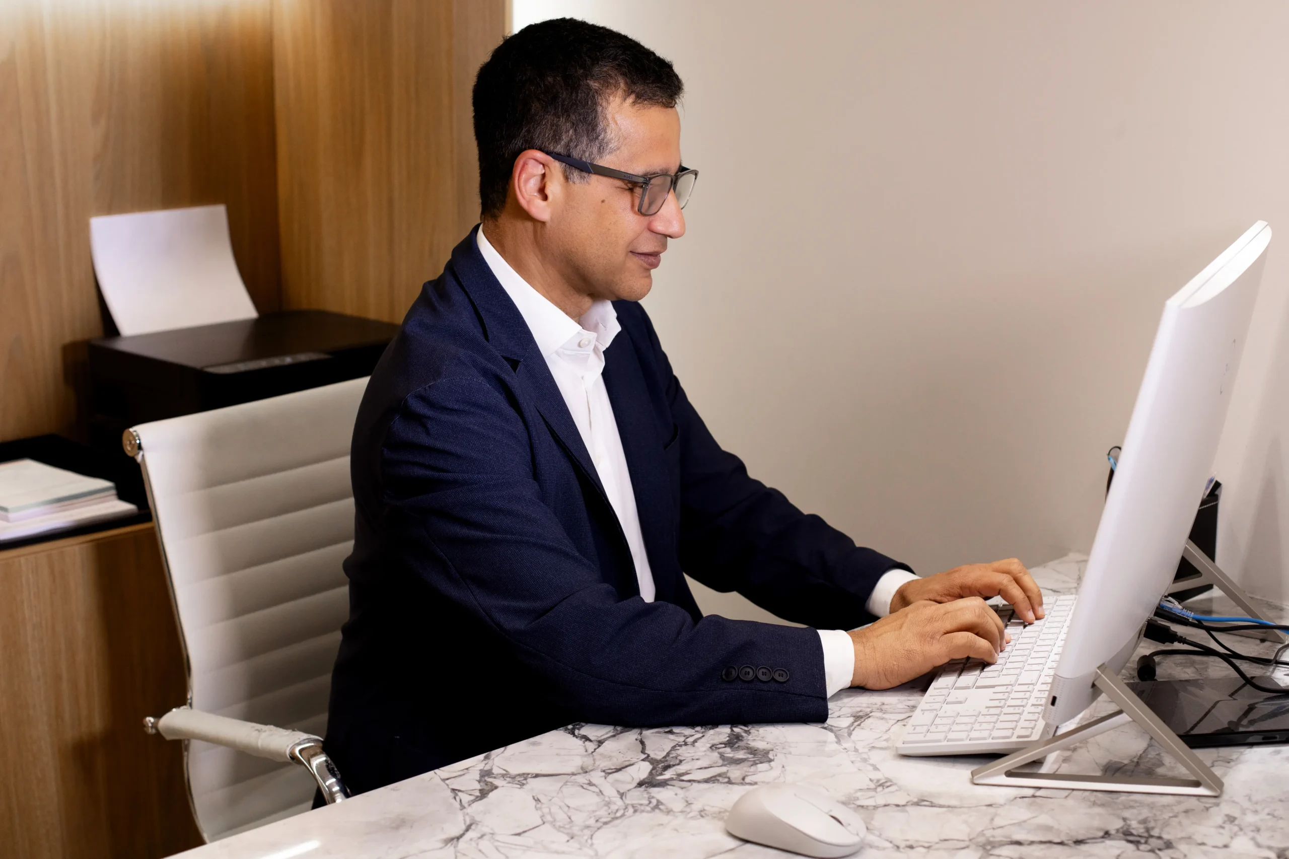 Atendimento no consultório do Dr. Leandro Barbosa
